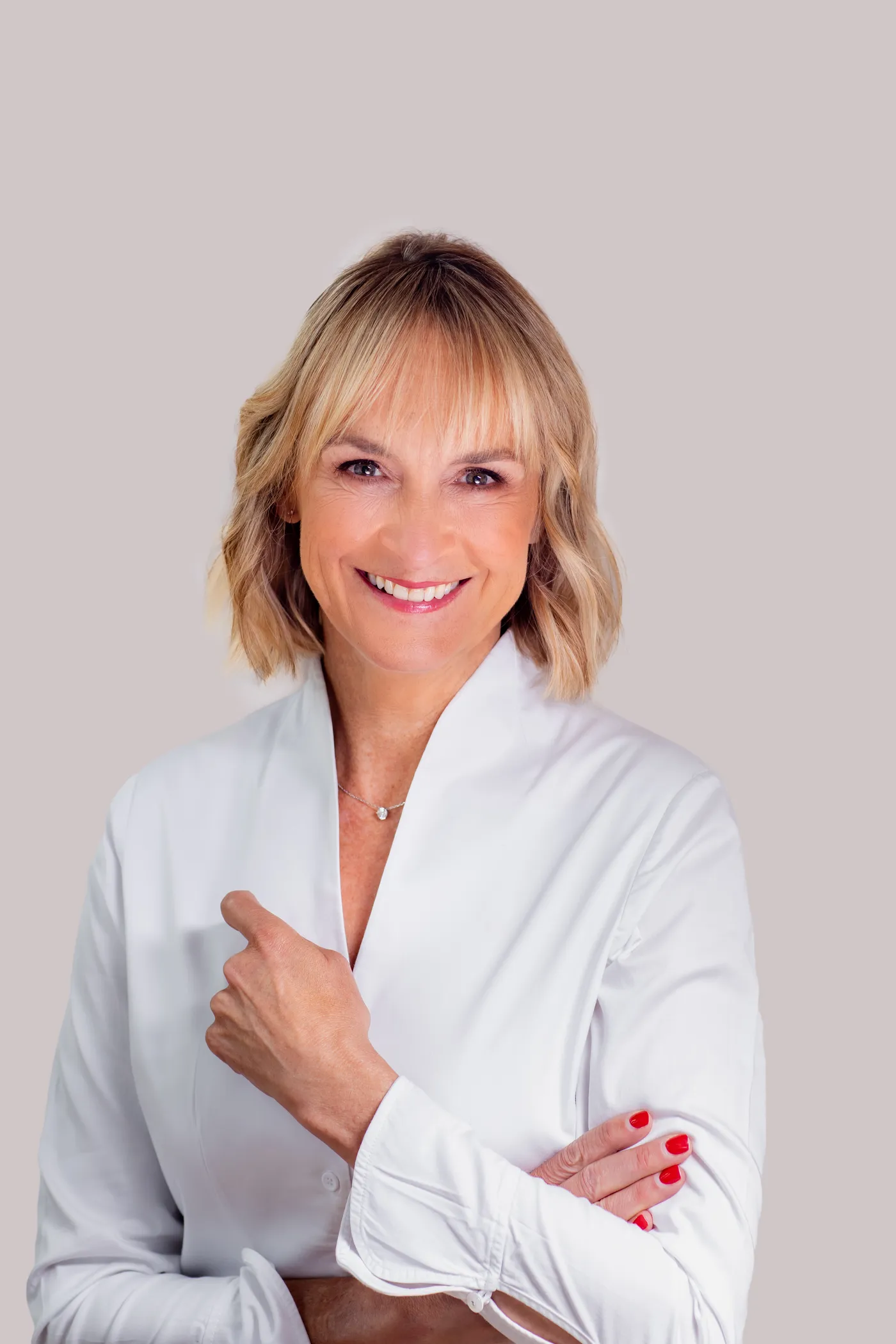 Louise Minchin, broadcaster and TV presenter, studio portrait